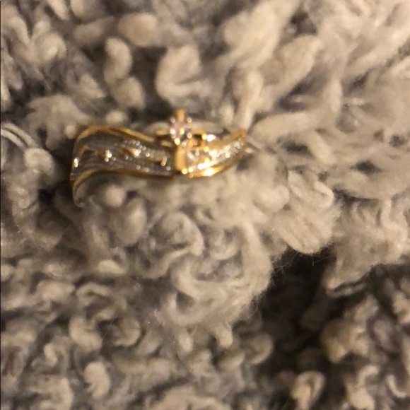 Sterling Silver Cross with footprints - Picture 3 of 5